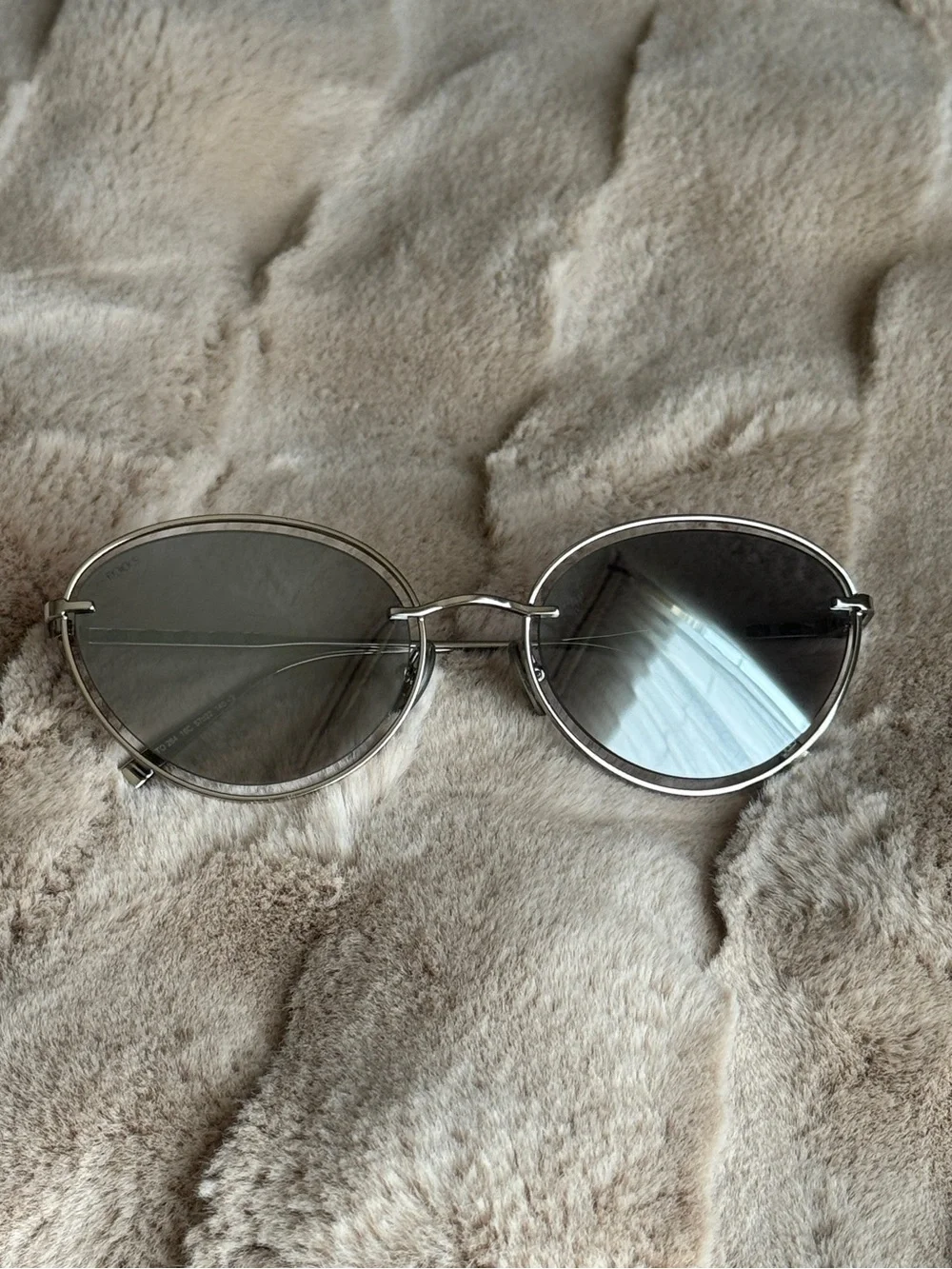 Tod’s sunglasses with leather case